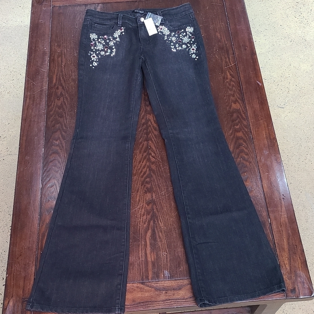 NWT 6 LONG White House Black Market Flare Jeans